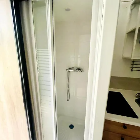 Small In An Old Palace In Apartman