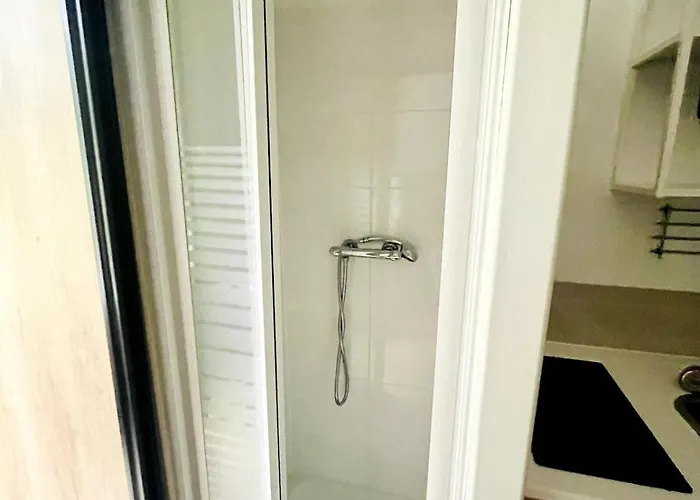 Small In An Old Palace In 아파트